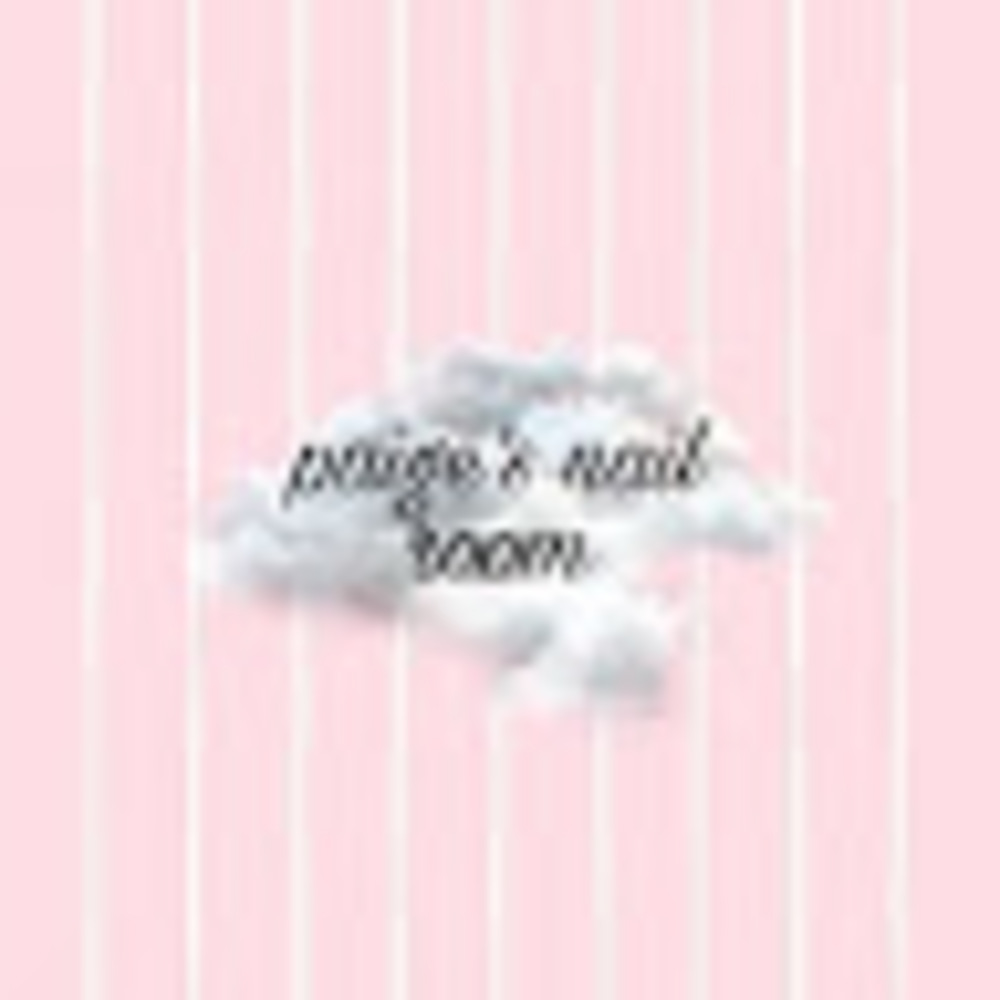 Meet your Posher, Paige's nail